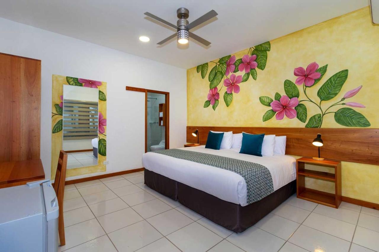 Plaza Luna Suites Puerto Ayora  Luaran gambar