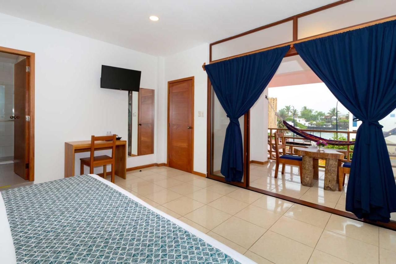 Plaza Luna Suites Puerto Ayora  Luaran gambar
