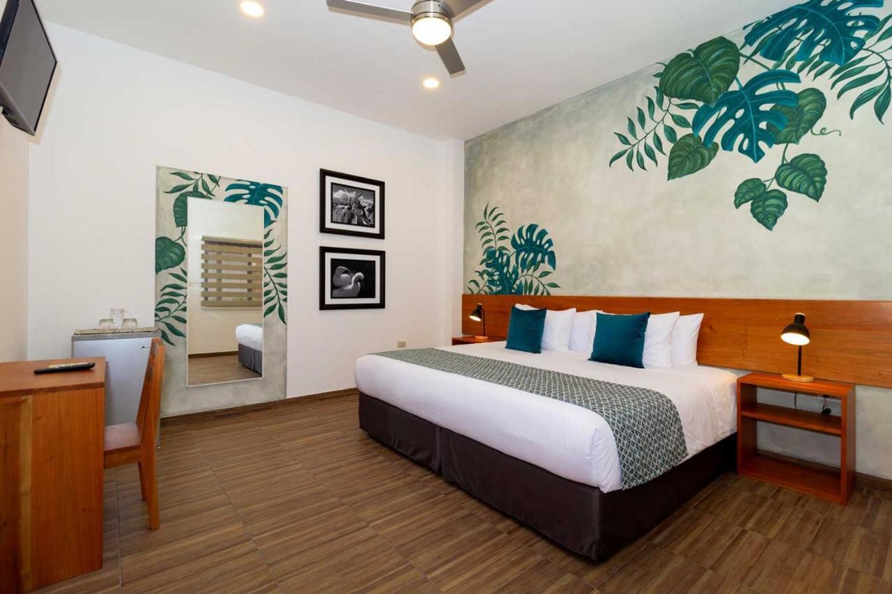 Plaza Luna Suites Puerto Ayora  Luaran gambar