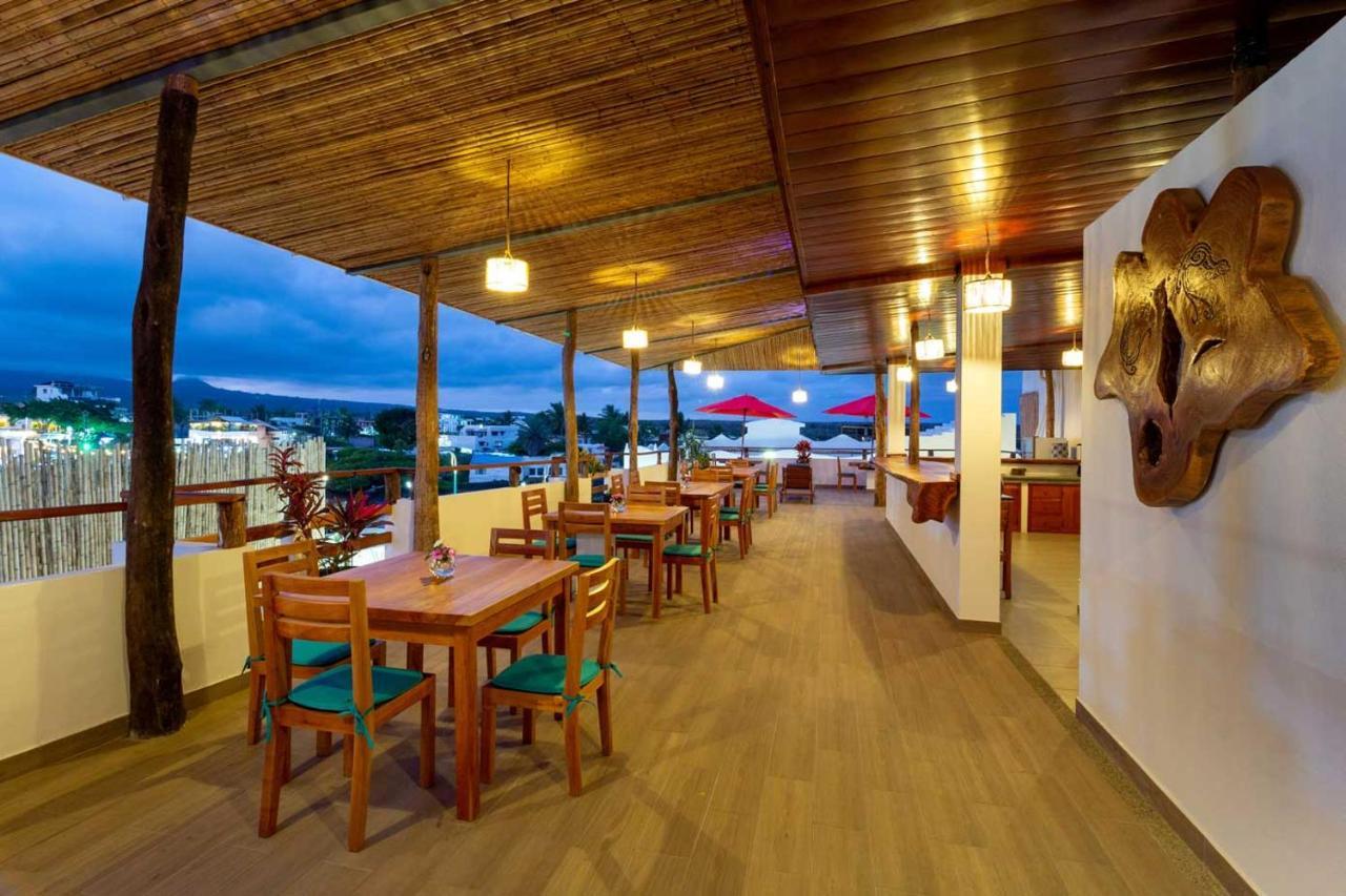 Plaza Luna Suites Puerto Ayora  Luaran gambar
