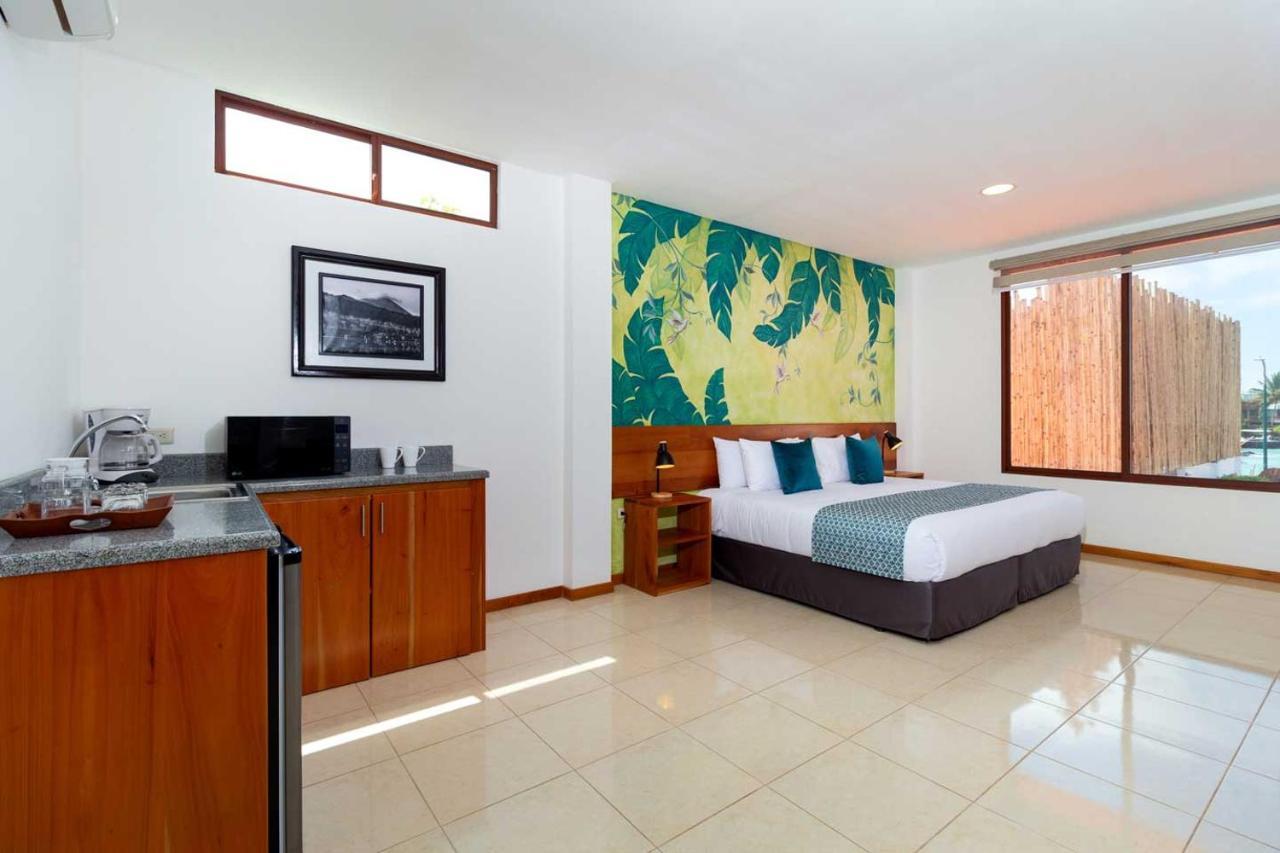 Plaza Luna Suites Puerto Ayora  Luaran gambar