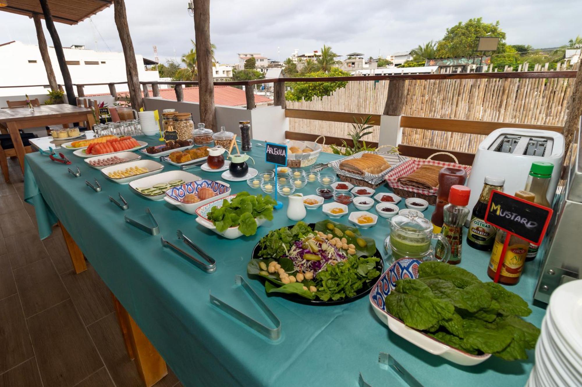 Plaza Luna Suites Puerto Ayora  Luaran gambar